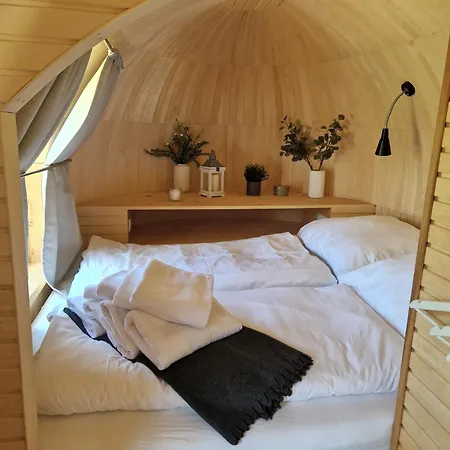 Tiny Igloo Bergstroem Belau
