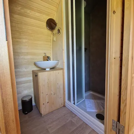 Tiny Igloo Bergstroem Belau