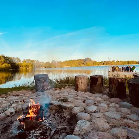 Tiny Igloo Bergstroem *